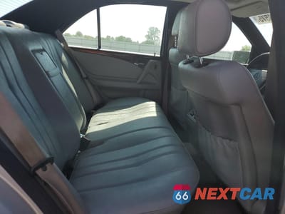 Zdjęcie 10 z 12 samochodu: 1996 MERCEDES-BENZ E 300D VIN:WDBJF20F9TJ001745 - miniatura