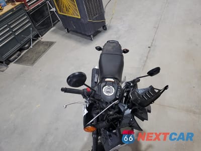 Piąte zdjęcie samochodu w środku: 2025 HONDA GROM 125 VIN:MLHJC9217S5303270 - miniatura
