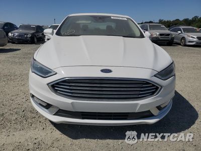 Piąte zdjęcie samochodu w środku: 2017 FORD FUSION SE HYBRID VIN:3FA6P0LU7HR408923 - miniatura