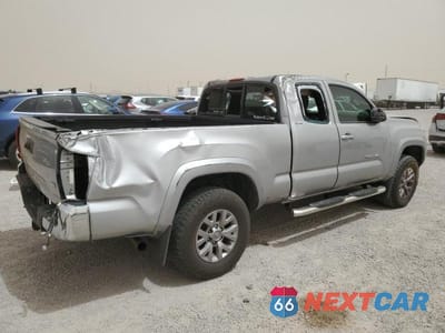 Trzecie zdjęcie samochodu z tyłu: 2018 TOYOTA TACOMA ACCESS CAB VIN:5TFSZ5AN0JX159874 - miniatura