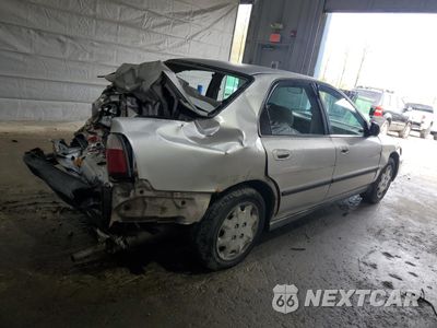 Trzecie zdjęcie samochodu z tyłu: 1997 HONDA ACCORD LX VIN:1HGCD5637VA151646 - miniatura