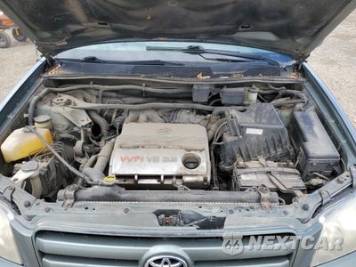 Zdjęcie 12 z 14 samochodu: 2005 TOYOTA HIGHLANDER LIMITED VIN:JTEEP21AX50127376 - miniatura