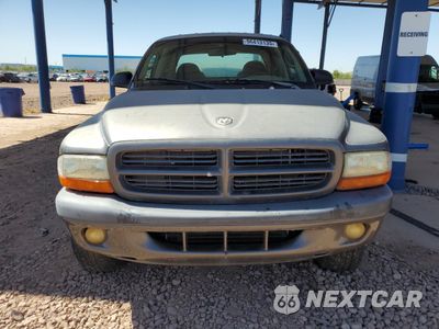 Piąte zdjęcie samochodu w środku: 2002 DODGE DAKOTA QUAD SPORT VIN:1B7HG38N52S697219 - miniatura