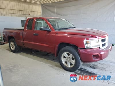 Czwarte zdjęcie samochodu z boku: 2011 DODGE DAKOTA SLT VIN:1D7RW3BK9BS661822 - miniatura