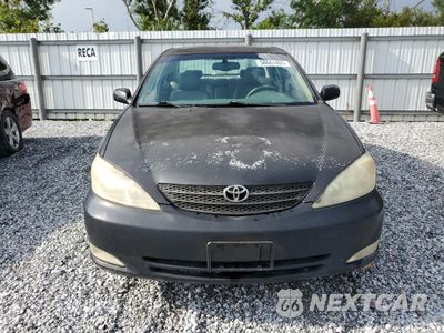 Piąte zdjęcie samochodu w środku: 2003 TOYOTA CAMRY LE VIN:4T1BE30K43U220862 - miniatura