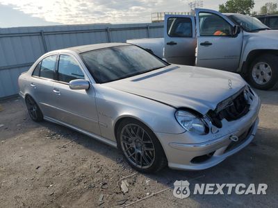Czwarte zdjęcie samochodu z boku: 2005 MERCEDES-BENZ E 55 AMG VIN:WDBUF76J25A720702 - miniatura