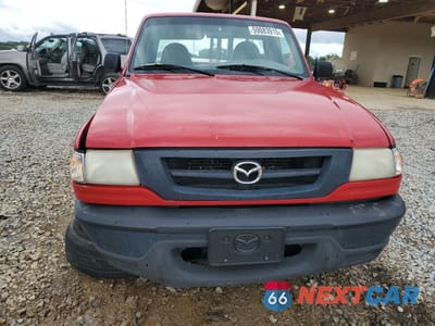 Piąte zdjęcie samochodu w środku: 2001 MAZDA B2500 VIN:4F4YR12C31TM04939 - miniatura