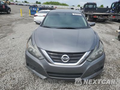 Piąte zdjęcie samochodu w środku: 2016 NISSAN ALTIMA 2.5 VIN:1N4AL3AP5GC141508 - miniatura