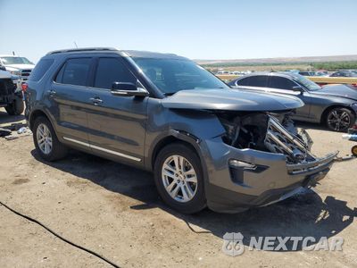 Czwarte zdjęcie samochodu z boku: 2018 FORD EXPLORER XLT VIN:1FM5K8D85JGA43946 - miniatura