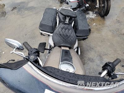Piąte zdjęcie samochodu w środku: 2004 HARLEY-DAVIDSON FLHTCUI VIN:1HD1FCW124Y620634 - miniatura