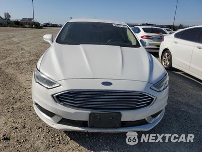 Piąte zdjęcie samochodu w środku: 2018 FORD FUSION SE HYBRID VIN:3FA6P0LU0JR171570 - miniatura