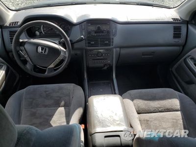 Zdjęcie 8 z 13 samochodu: 2005 HONDA PILOT EX VIN:5FNYF18465B063143 - miniatura