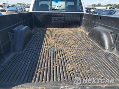 Zdjęcie 10 z 12 samochodu: 1999 GMC SIERRA C2500 VIN:1GTGC24RXXR721667 - miniatura