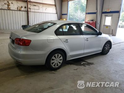 Trzecie zdjęcie samochodu z tyłu: 2014 VOLKSWAGEN JETTA BASE VIN:3VW2K7AJ8EM243348 - miniatura