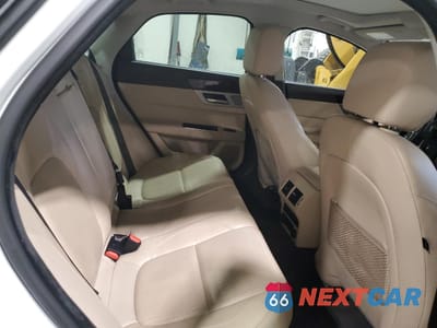 Zdjęcie 10 z 13 samochodu: 2016 JAGUAR XF PRESTIGE VIN:SAJBK4BV7GCY12036 - miniatura