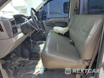 Zdjęcie 7 z 14 samochodu: 2001 FORD F550 SUPER DUTY VIN:1FDAF57S31ED65330 - miniatura