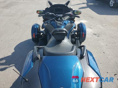 Zdjęcie 6 z 10 samochodu: 2020 CAN-AM SPYDER ROADSTER RT VIN:2BXNBDD24LV001415 - miniatura