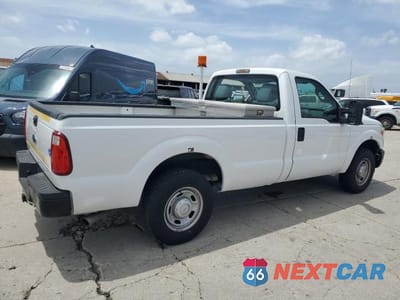 Trzecie zdjęcie samochodu z tyłu: 2013 FORD F-250 SUPER DUTY *** PRIOR FLEET *** VIN:1FTBF2A68DEB82173 - miniatura