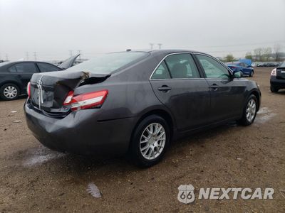 Trzecie zdjęcie samochodu z tyłu: 2010 TOYOTA CAMRY BASE VIN:4T4BF3EK6AR062064 - miniatura