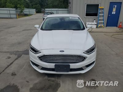 Piąte zdjęcie samochodu w środku: 2018 FORD FUSION SE HYBRID VIN:3FA6P0LU0JR129903 - miniatura