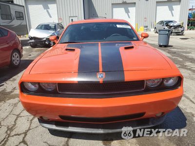 Piąte zdjęcie samochodu w środku: 2009 DODGE CHALLENGER SRT-8 VIN:2B3LJ74W99H543472 - miniatura