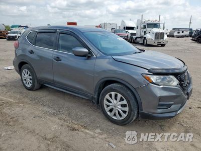 Czwarte zdjęcie samochodu z boku: 2019 NISSAN ROGUE S VIN:5N1AT2MT5KC755427 - miniatura