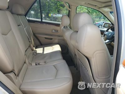 Zdjęcie 11 z 13 samochodu: 2009 CADILLAC SRX VIN:1GYEE437690110890 - miniatura