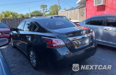 Trzecie zdjęcie samochodu z tyłu: 2014 NISSAN ALTIMA 2.5 VIN:1N4AL3AP5EC297366 - miniatura