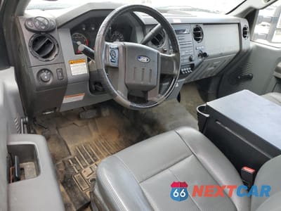 Zdjęcie 8 z 12 samochodu: 2015 FORD F450 SUPER DUTY VIN:1FDUF4GYXFEA17219 - miniatura