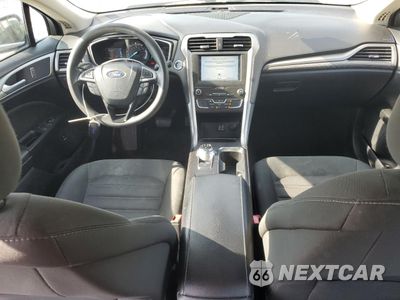 Zdjęcie 8 z 12 samochodu: 2019 FORD FUSION SE VIN:3FA6P0LU1KR124825 - miniatura