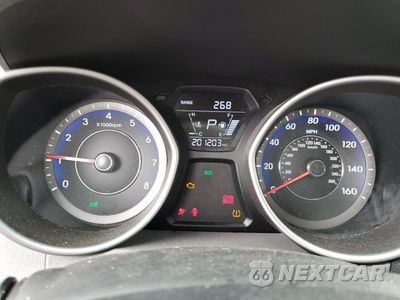 Zdjęcie 9 z 12 samochodu: 2014 HYUNDAI ELANTRA SE VIN:KMHDH4AH7EU083251 - miniatura