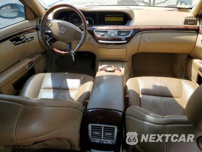 Zdjęcie 8 z 12 samochodu: 2009 MERCEDES-BENZ S 550 4MATIC VIN:WDDNG86X69A245645 - miniatura