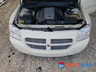 Zdjęcie 12 z 13 samochodu: 2005 DODGE MAGNUM R/T VIN:2D8GV58265H656291 - miniatura