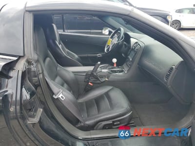 Zdjęcie 10 z 12 samochodu: 2005 CHEVROLET CORVETTE VIN:1G1YY24U955105420 - miniatura