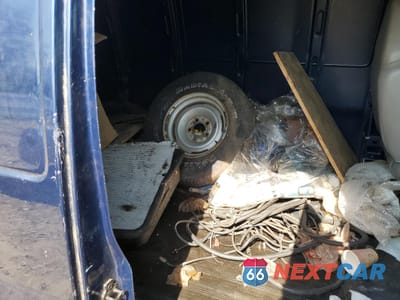 Zdjęcie 11 z 13 samochodu: 2000 GMC SAVANA G1500 VIN:1GTFG15W6Y1107312 - miniatura