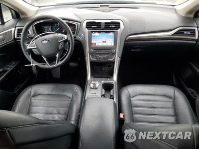 Zdjęcie 8 z 13 samochodu: 2017 FORD FUSION SE HYBRID VIN:3FA6P0LU1HR409341 - miniatura