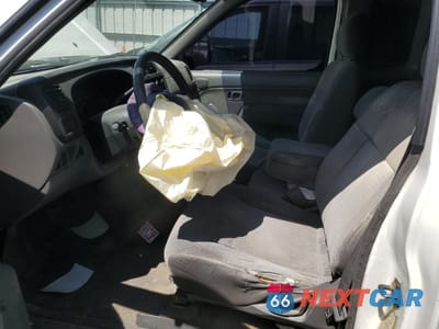 Zdjęcie 7 z 12 samochodu: 2000 NISSAN FRONTIER KING CAB XE VIN:1N6DD26S7YC366779 - miniatura