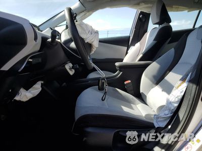 Zdjęcie 7 z 14 samochodu: 2016 TOYOTA PRIUS VIN:JTDKARFU2G3027973 - miniatura
