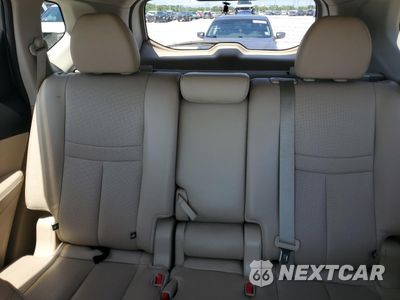 Zdjęcie 10 z 15 samochodu: 2015 NISSAN ROGUE S VIN:5N1AT2MT7FC883920 - miniatura