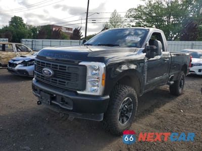 2023 FORD F350 SUPER DUTY 1FTRF3BA6PEE07069 - główne zdjęcie licytacji z USA - miniatura
