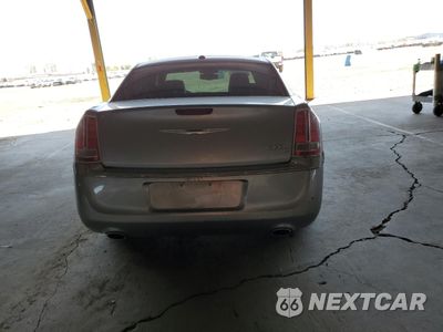 Zdjęcie 6 z 12 samochodu: 2013 CHRYSLER 300C VIN:2C3CCAEG8DH620231 - miniatura