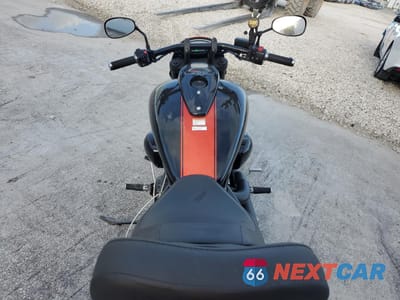Zdjęcie 6 z 9 samochodu: 2018 SUZUKI VZR1800 VIN:JS1VY53AXJ2100509 - miniatura