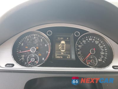 Zdjęcie 9 z 15 samochodu: 2015 VOLKSWAGEN CC SPORT VIN:WVWBN7AN1FE827336 - miniatura