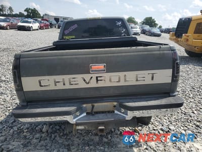 Zdjęcie 6 z 12 samochodu: 1997 CHEVROLET GMT-400 K1500 VIN:2GCEK19R7V1277909 - miniatura
