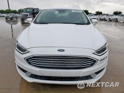 Piąte zdjęcie samochodu w środku: 2018 FORD FUSION SE HYBRID VIN:3FA6P0LU9JR171938 - miniatura