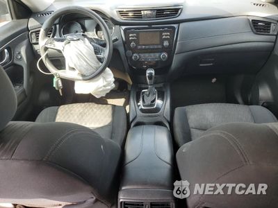 Zdjęcie 8 z 16 samochodu: 2017 NISSAN ROGUE SV VIN:5N1AT2MN8HC813380 - miniatura