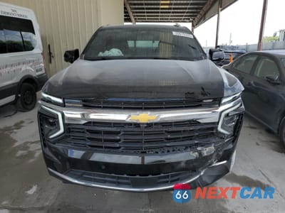 Piąte zdjęcie samochodu w środku: 2025 CHEVROLET TAHOE C1500 LS VIN:1GNS5MRD5SR136346 - miniatura