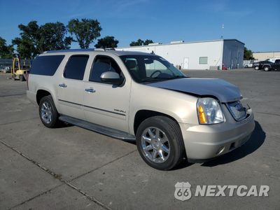 Czwarte zdjęcie samochodu z boku: 2011 GMC YUKON XL DENALI VIN:1GKS2MEF9BR141840 - miniatura