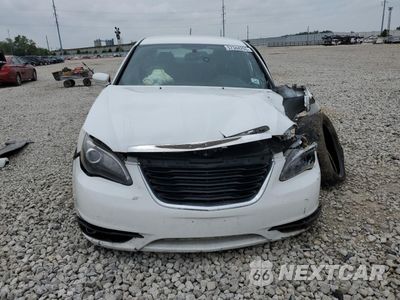 Piąte zdjęcie samochodu w środku: 2013 CHRYSLER 200 TOURING VIN:1C3CCBBG6DN751711 - miniatura