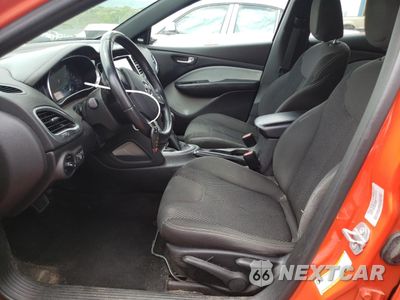 Zdjęcie 7 z 14 samochodu: 2016 DODGE DART SXT VIN:1C3CDFBB3GD755198 - miniatura
